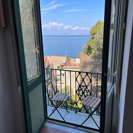 Casa Mariva Vicino Al Mare A Sorrente