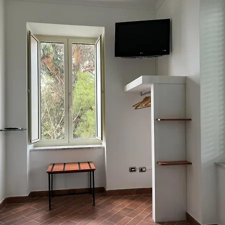 Casa Mariva Vicino Al Mare A Appartement Sorrente