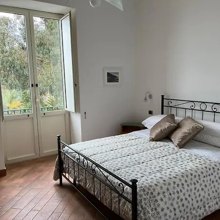 Casa Mariva Vicino Al Mare A Appartement Sorrente